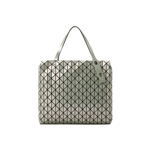 ISSEY MIYAKE Row Клатчи Женские