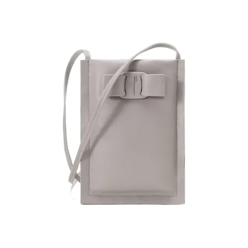 FERRAGAMO Viva Телячья кожа Чехол для телефона Женские Светло-серый