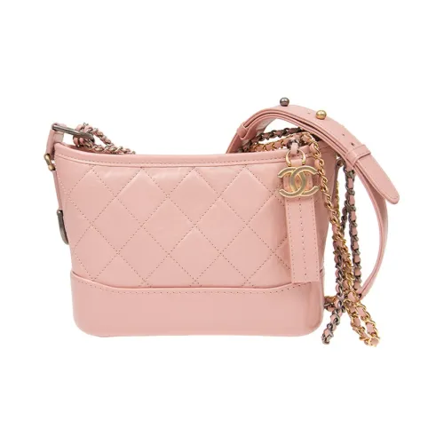 CHANEL Gabrielle Сумки через плечо Женские