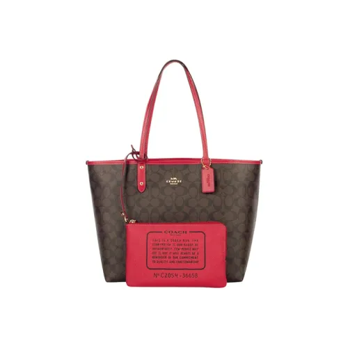 COACH Городские Сумки через плечо Женские