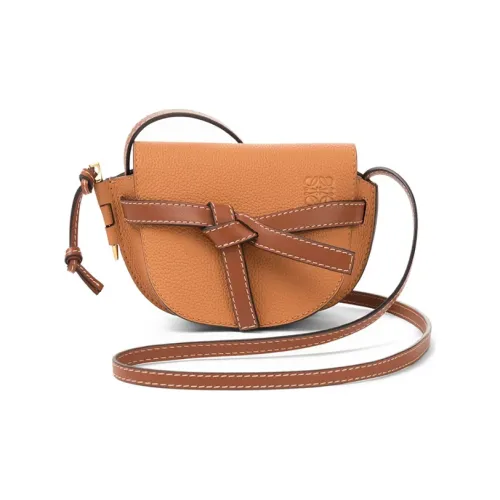 LOEWE Gate Сумки через плечо Женские