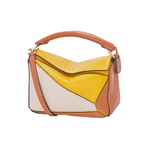 LOEWE Сумки Женские