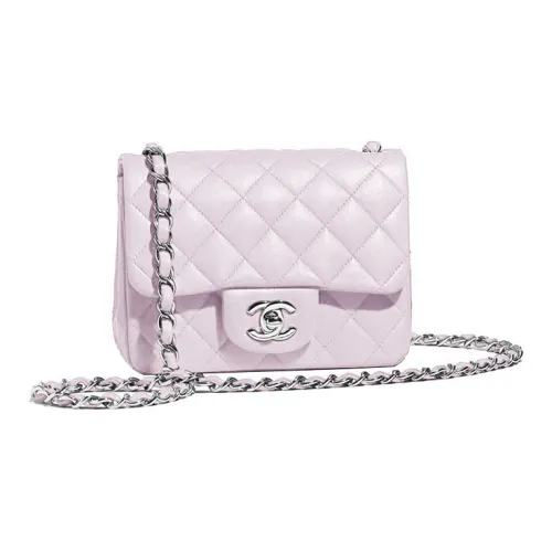 CHANEL Сумки через плечо Женские