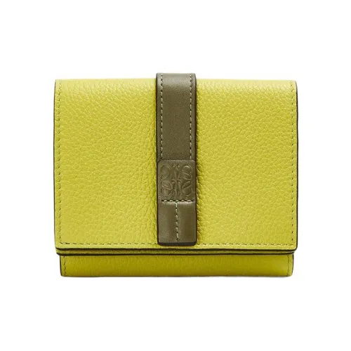 LOEWE Женские кошельки