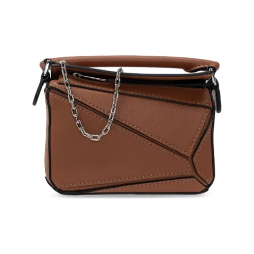 LOEWE Пазл Коровья кожа Пазл Сумка Сумка Сумка через плечо Сумка через плечо Экстра мини Женская Коричневая