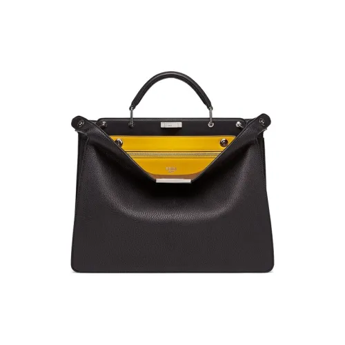 FENDI Peekaboo ISeeU MediumСумка Из Кожи Черного Цвета