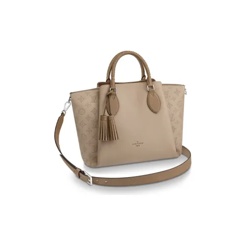 LOUIS VUITTON Гладкая Телячья Кожа CUTOUT Телячья Кожа Сумка через плечо Сумка Женская Слоновой Серый