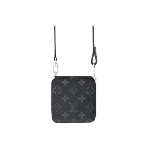 LOUIS VUITTON Кошельки для монет Мужской