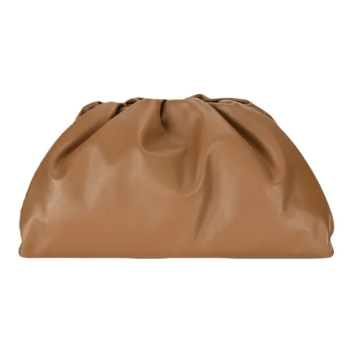 Bottega Veneta Сумка Cloud из коровьей кожи клатч большой женский цвет карамельный коричневый