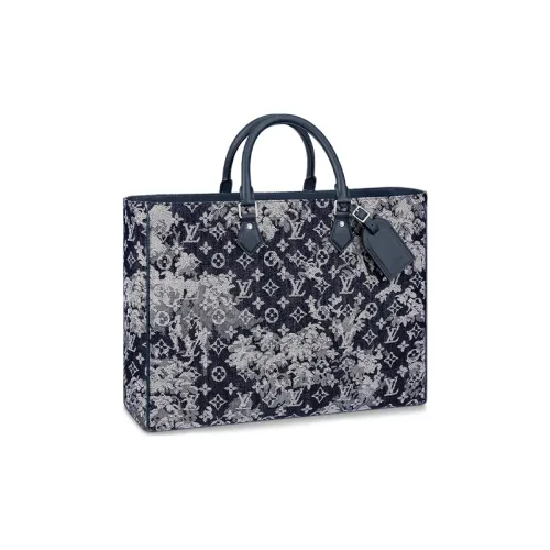 LOUIS VUITTON Клатчи Мужской