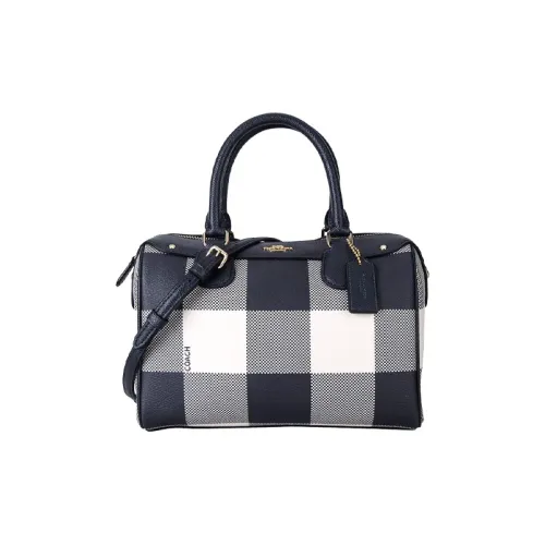 COACH Bennett Клатчи Женские