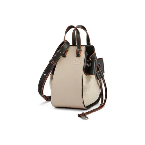 LOEWE Hammock Коровья кожа с льняной тканью Сумка на плечо Мини Женская Светлый Пшеница Черный