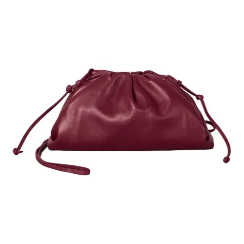 Bottega Veneta Коровья кожа Клатч Cloud Сумка Мини Женская Темно-красный