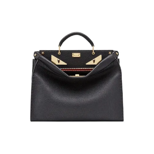 FENDI Сумки Унисекс