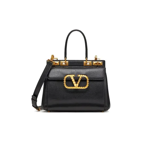 Valentino Rockstud Alcove с рельефной телячьей кожей сумка среднего размера женская черная