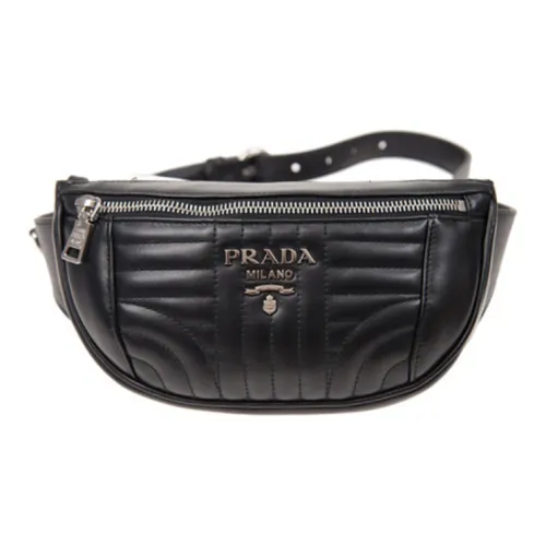 PRADA Бананка из коровьей кожи унисекс черного цвета