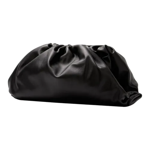 Bottega Veneta POUCH Cloud Сумка Мягкая Телячья Кожа Клатч Большой Женский Черный
