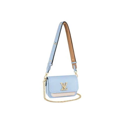 LOUIS VUITTON Lockme Tender Grained Телячья кожа Цепочка Сумка через плечо Женская Светло-синяя