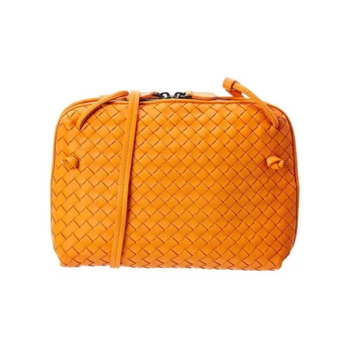 Bottega Veneta Сумка через плечо из кожи женская оранжевая