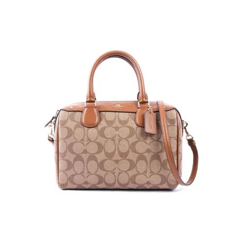 COACH Bennett Клатчи Женские