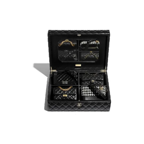 CHANEL Leboy Сумки через плечо Унисекс