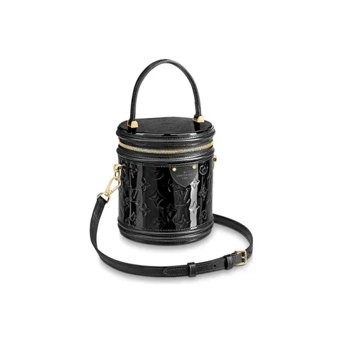 LOUIS VUITTON Cannes Лакированная кожа