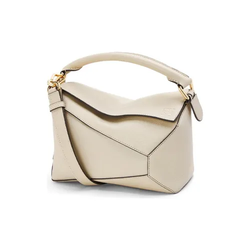 LOEWE Сумки Женские