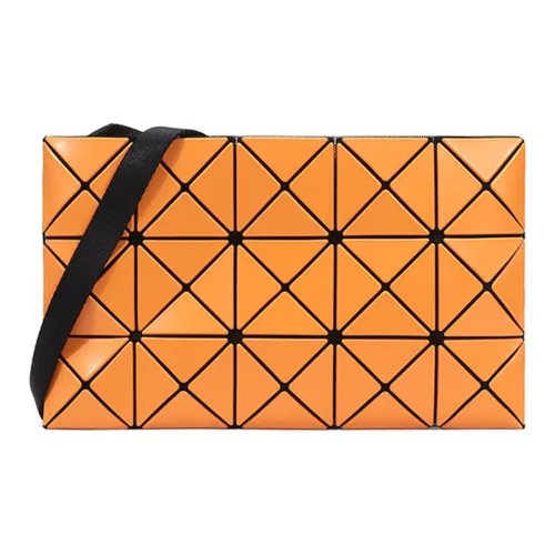 ISSEY MIYAKE Сумки через плечо Женские