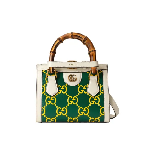 GUCCI Diana Сумки Женские