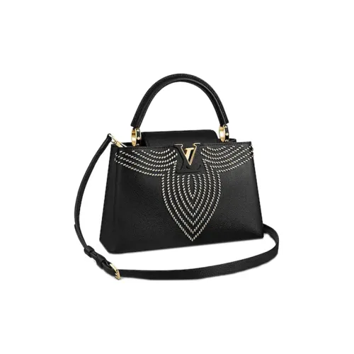 LOUIS VUITTON Capucines Корова Кожа Capison Сумка Женская Черная