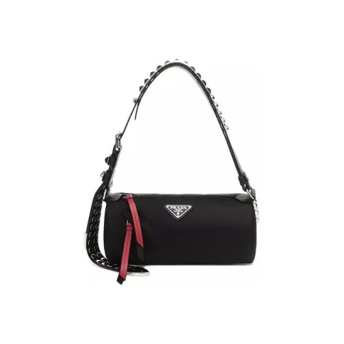 PRADA Сумки через плечо Женские