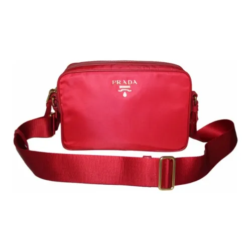 PRADA Нейлоновая сумка через плечо стандартная красная