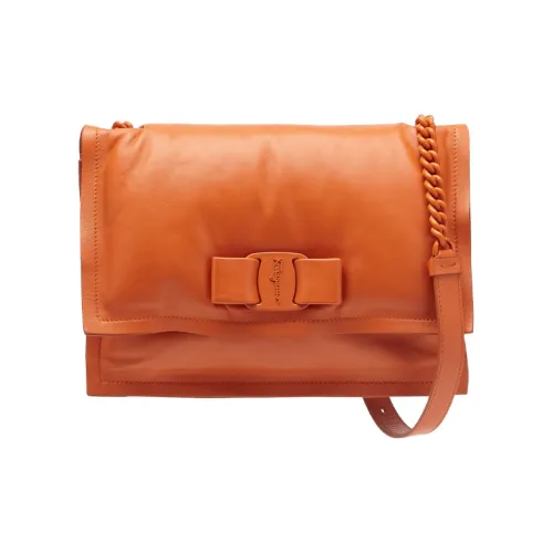 FERRAGAMO Viva Natural Корова Кожа Pillow Bag Сумка через плечо Маленькая Женская Оранжевая