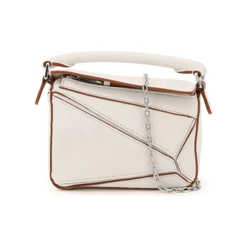 LOEWE Puzzle Сумки через плечо Женские