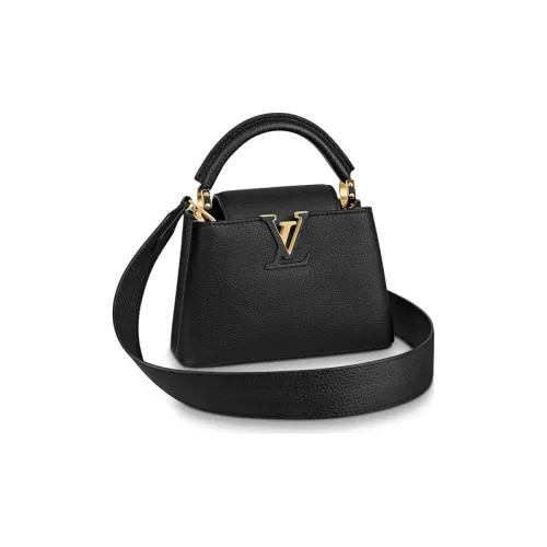 LOUIS VUITTON Capucines Кожа Сумка через плечо Сумка Мини Женская Черная