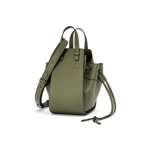 LOEWE Hammock Коровья кожа Hammock Сумка Сумка через плечо Сумка Маленькая Женская Темно-зеленая