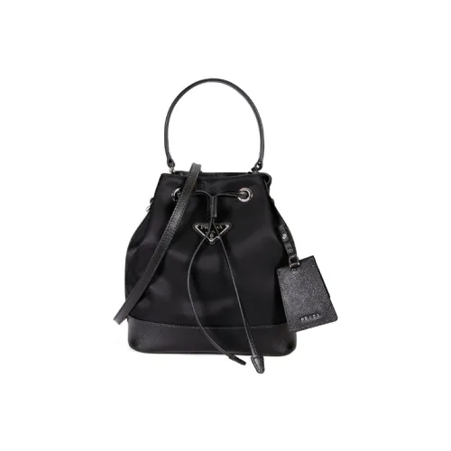 PRADA Нейлоновая сумка-ведро сумка на одно плечо маленькая женская черная