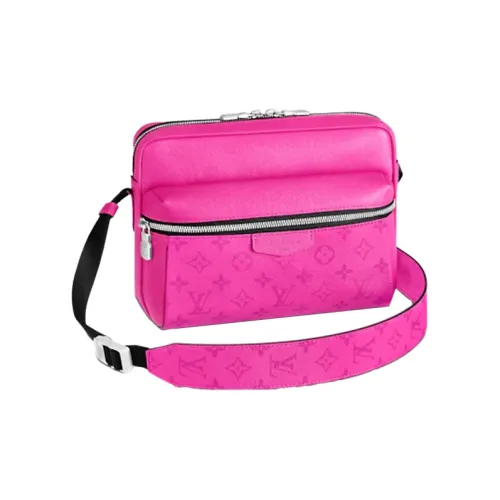 LOUIS VUITTON Outdoor Покрытый холст с коровья кожа Курьерская сумка Сумка через плечо Мужская Розово-красная