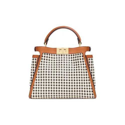 FENDI Сумки Женские