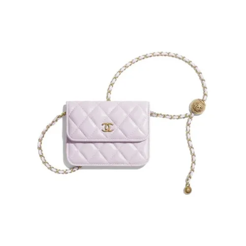 CHANEL Сумки через плечо Женские