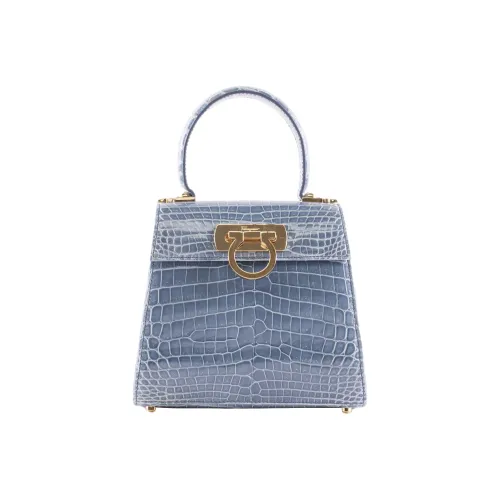 FERRAGAMO Кожа Клатч Женские Фиолетовый