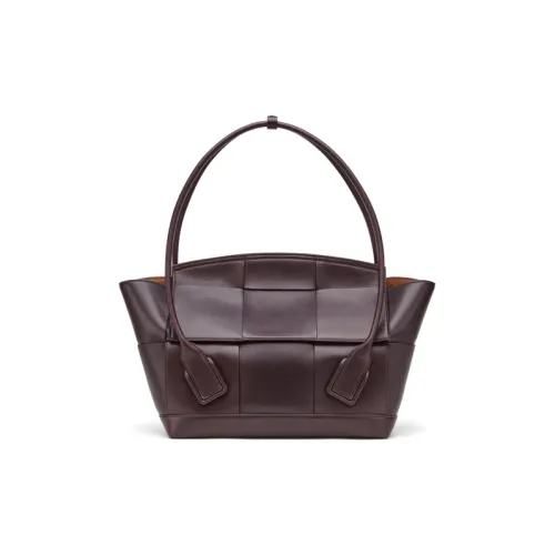 Bottega Veneta Arco Телячья кожа Одно плечо Сумка Стандартная Женская Киноварь Фиолетовый