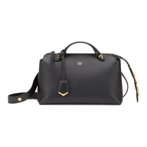 FENDI Телячья кожа Бостон Сумка Одно плечо Сумка Маленькая Женская Черная