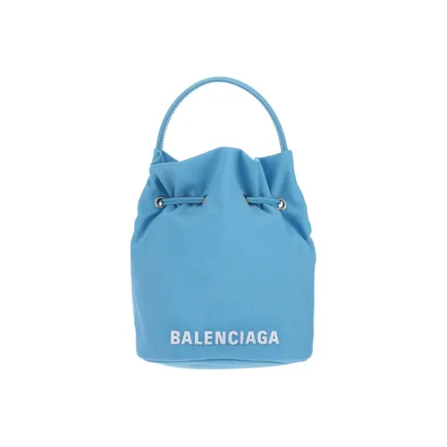 Balenciaga Нейлоновая сумка женская светло-синяя
