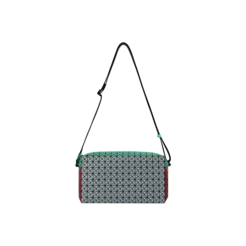 ISSEY MIYAKE Сумка через плечо Saddle Мужская