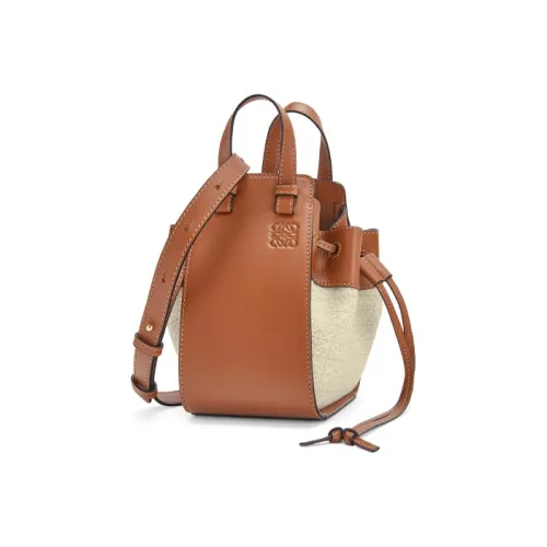 LOEWE Hammock Сумки Женские