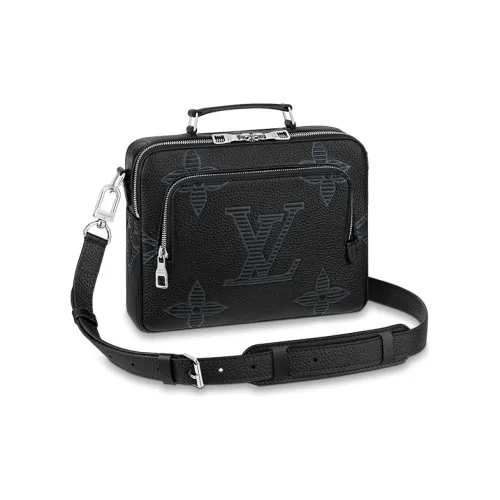 LOUIS VUITTON Клатчи Мужской