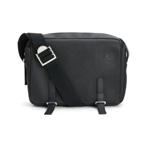LOEWE Совместное издание Сумки через плечо Мужской