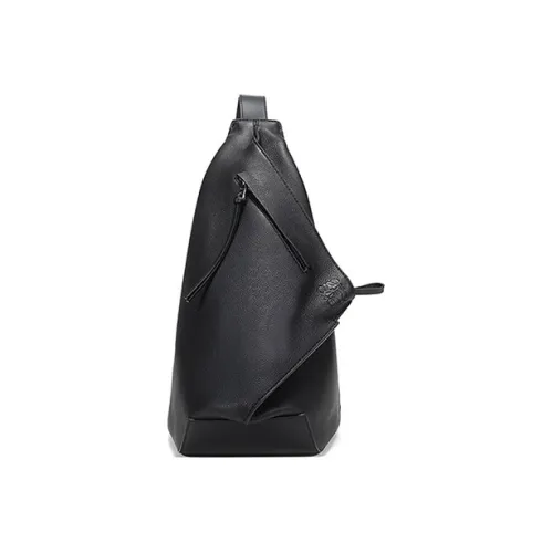 LOEWE Сумки через плечо Мужской