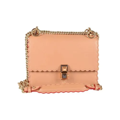 Fendi Kan I Сумки через плечо Женские
